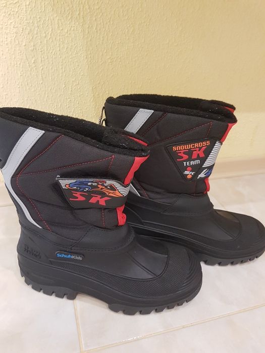 Детски апрески. Много  запазени