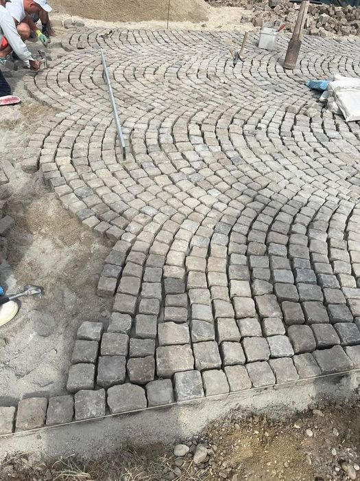 Piatră cubică Andezit, mă deplasez oriunde în Țară