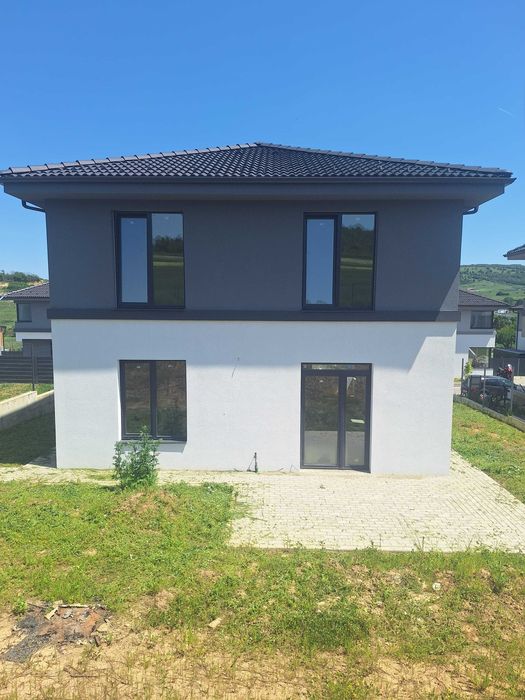 Casa individuala 120 mp utili, 500 mp teren, Corusu!