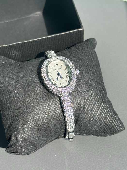 Часы под Cartier