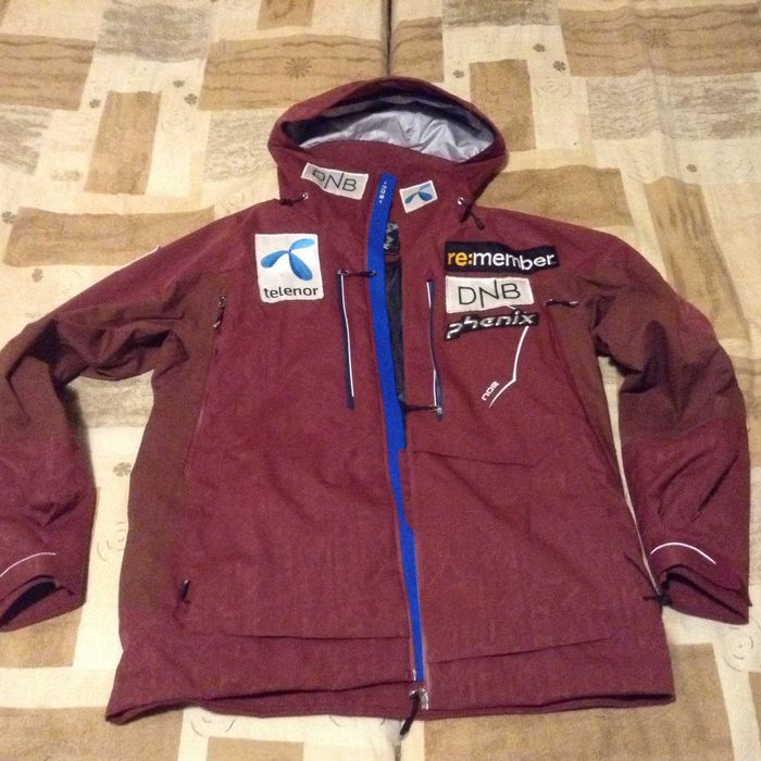 Ски яке Phenix , номер M/L , като Halti, Bogner, Kju,Vist