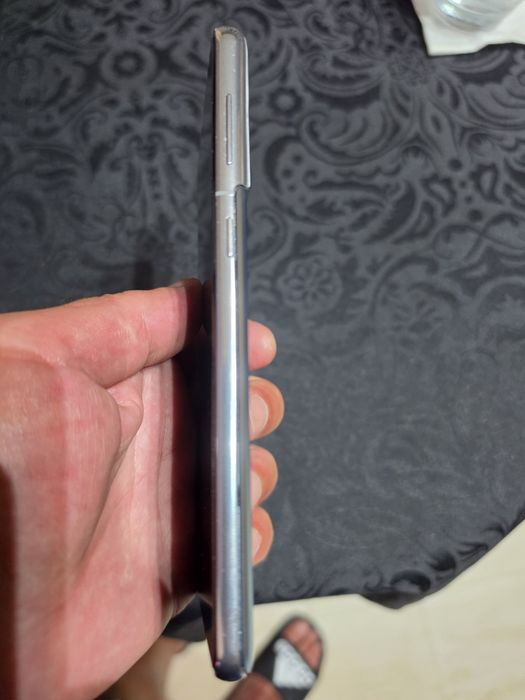 Продавам Samsung S21+, 256