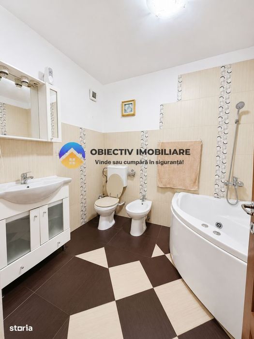 Apartament 4 camere 120 mp + 11,5 boxa BLOC NOU cu multa zona verde si