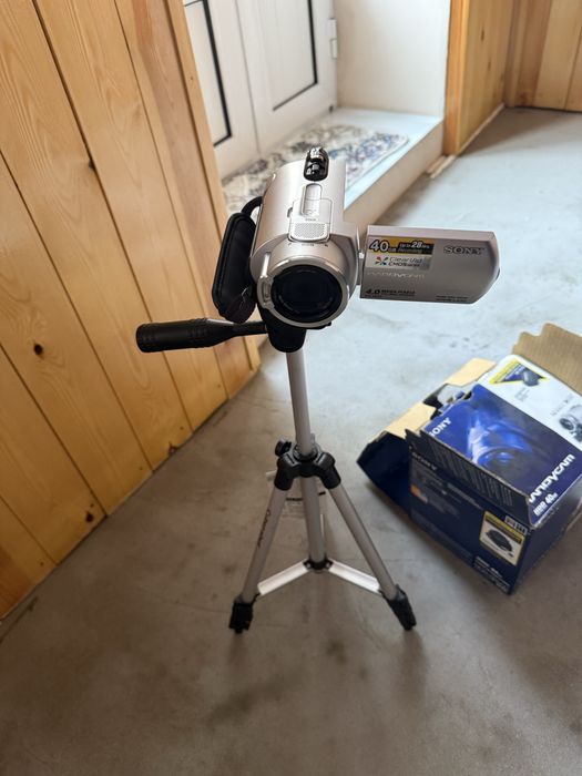 SONY dcr-200 hdd 40 gb