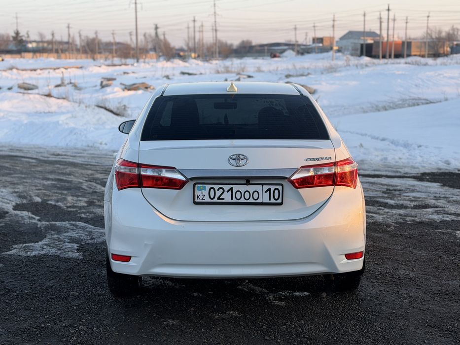 Toyota Corola 2016 год