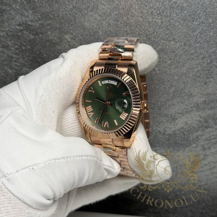Rolex Day-Date 40mm (Olive Green / Rose Gold)