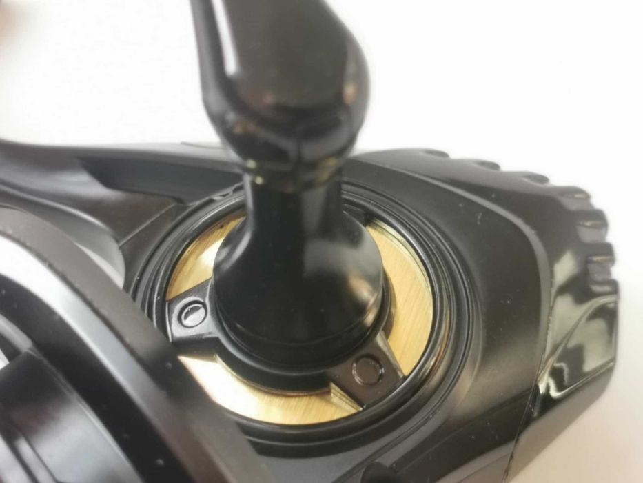 Макара за сом и едри риби  Osako CS 12000 / 11 лагера / 15кг драг !