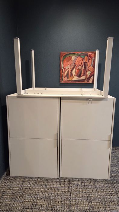 Мебел Бюро за офис и съхранение на документи