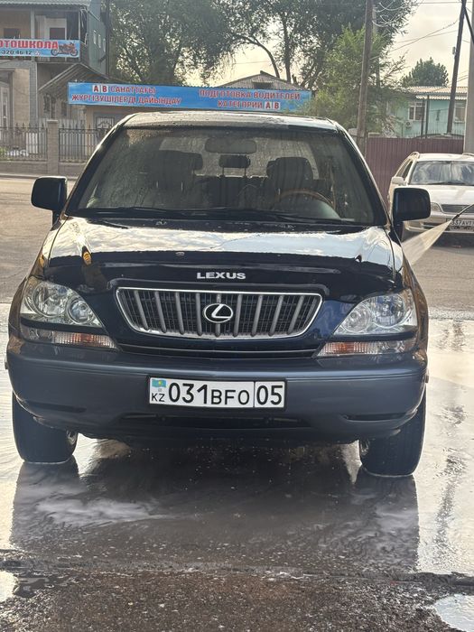 Продам Lexus RX 300