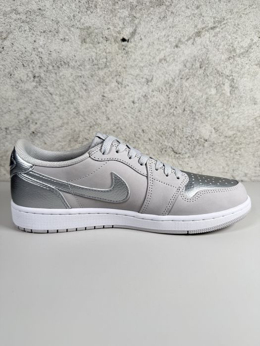 Jordan 1 Low OG Metallic Silver