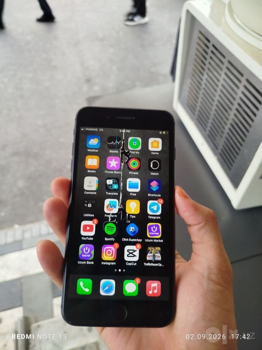 iphone 8+ holati oshlashi yaxshi