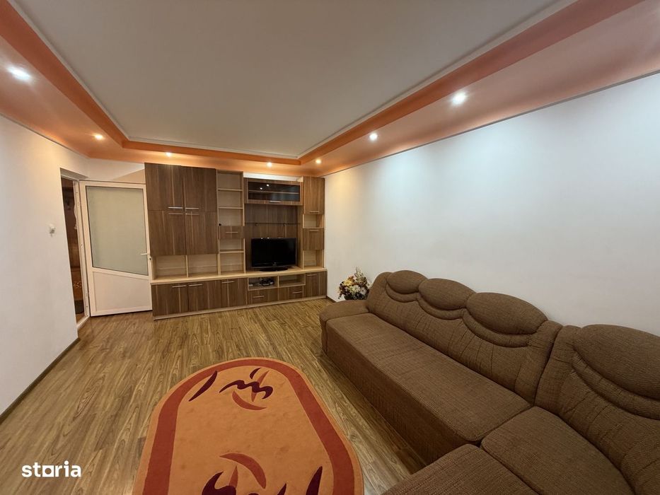 Apartament 3 camere,zona E3,etaj 3