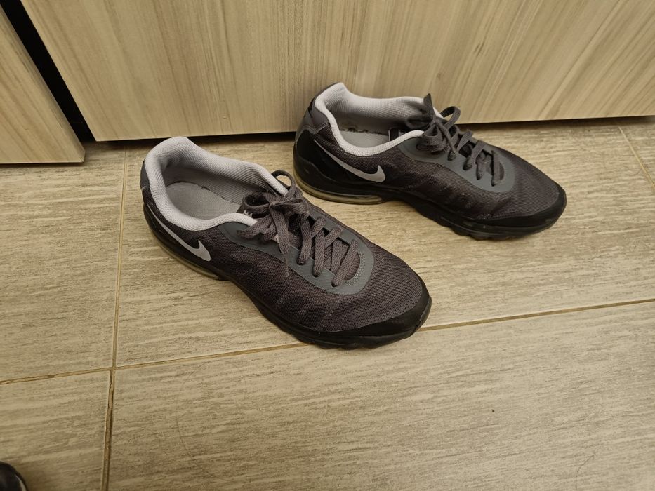Nike invigor 43 номер