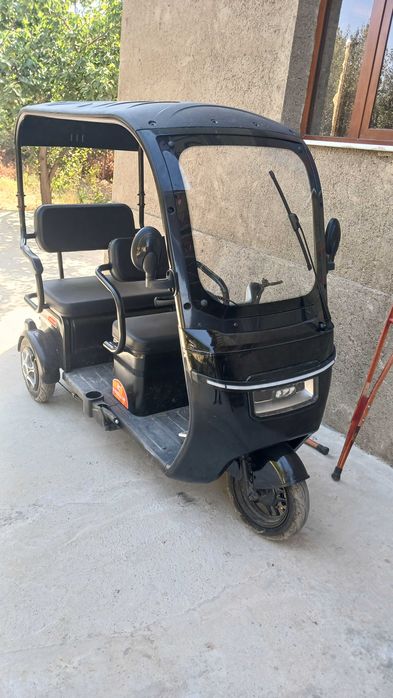 Skuter sotiladi xolati yaxshi djdjdidyejdjjdjdkjdkdkkrkieiieiidijrjjde