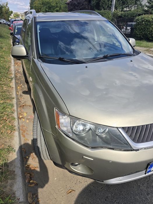Mitsubishi outlander/2009/2700e