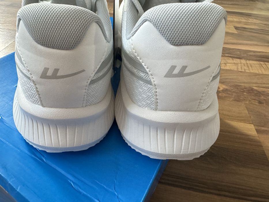 Кроссовки WARRIOR