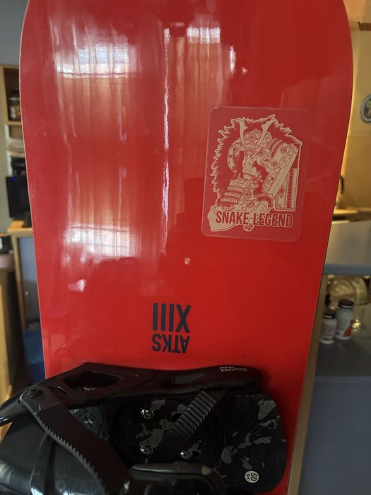 Сноуборд Capita Thunderstick + автомати Rossignol + подарък протектор