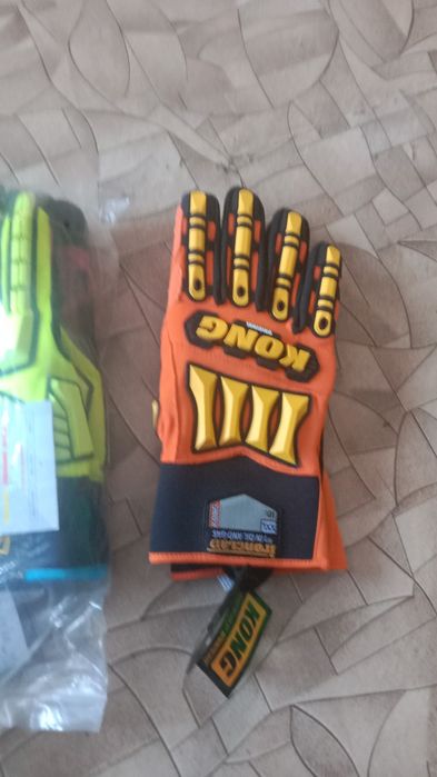 Продам перчатки рабочие