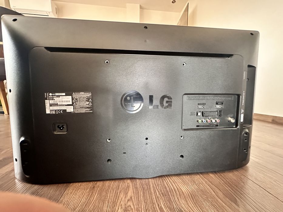 Телевизор LG 32LB5610 LED FULL HD 1920x1080