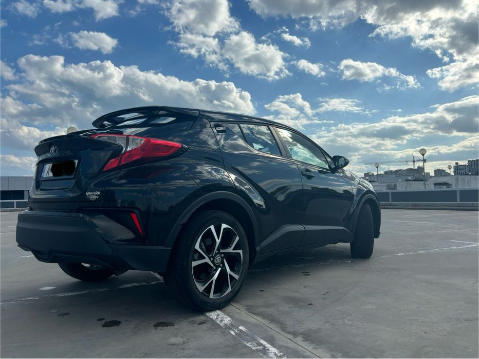 Toyota  C-HR 2.0i XLE