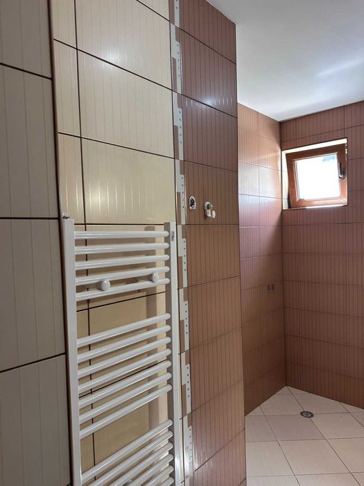 Дава се под наем Двустаен апартамент в Разград, Житница - 47 кв.м за 357 € - Снимка #2