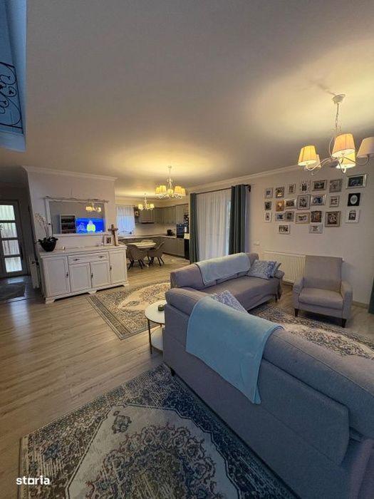 Vila moderna cu jacuzzi & zona lounge premium, 900 mp teren