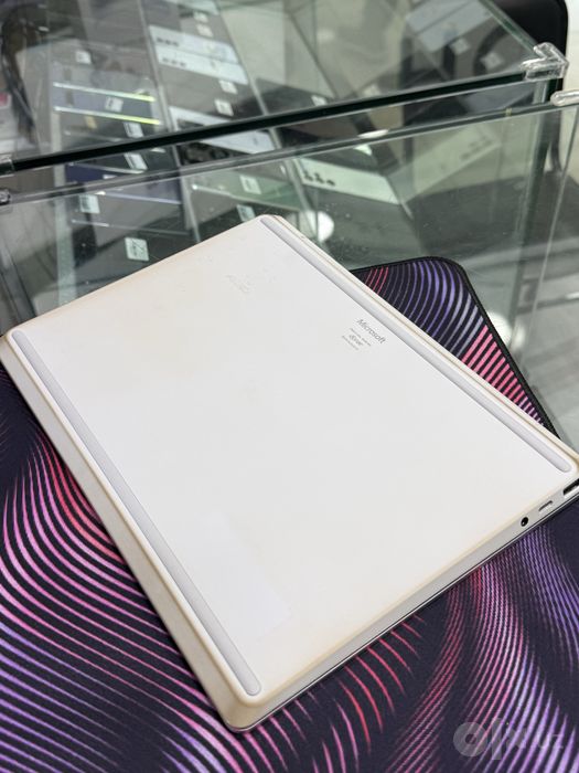 Microsoft Surface Go2 core i5-1135G7