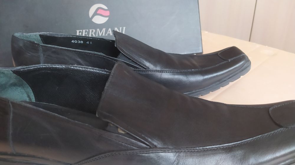 Продам мужскую обувь