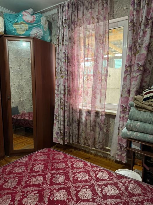 Продаётся шифонер угловой