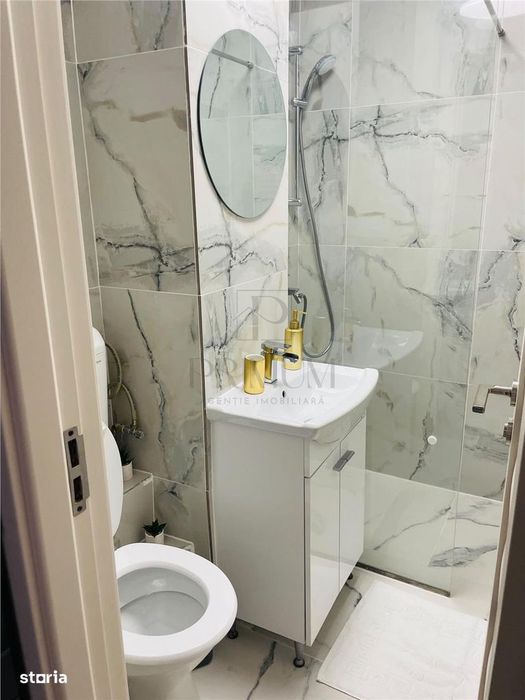 Gh Lazar - 2 Camere - Etajul 1 - Lift - Renovat - Centrala Proprie - M