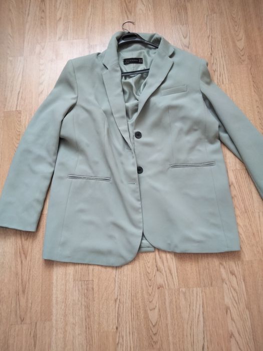 Продам базовый пиджак