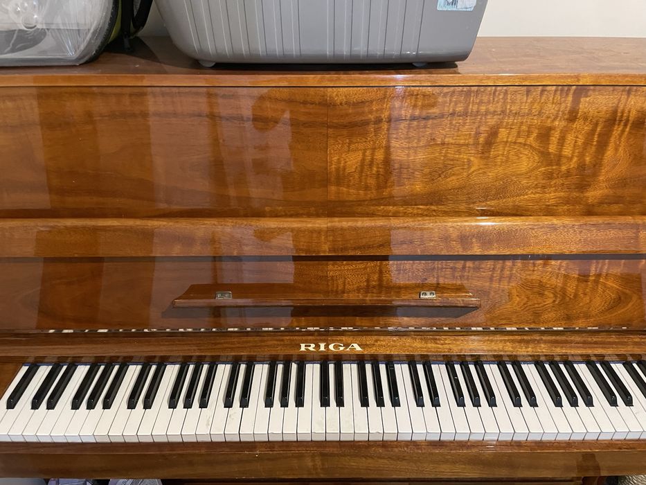 Продам Пианино RIGA
