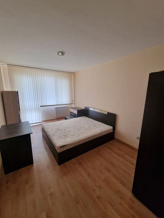 Дава се под наем Тристаен апартамент в София, Лагера - 142 кв.м за 1150 € - Снимка #4