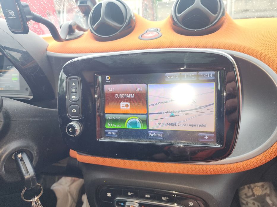 Autoturism Smart Forfour