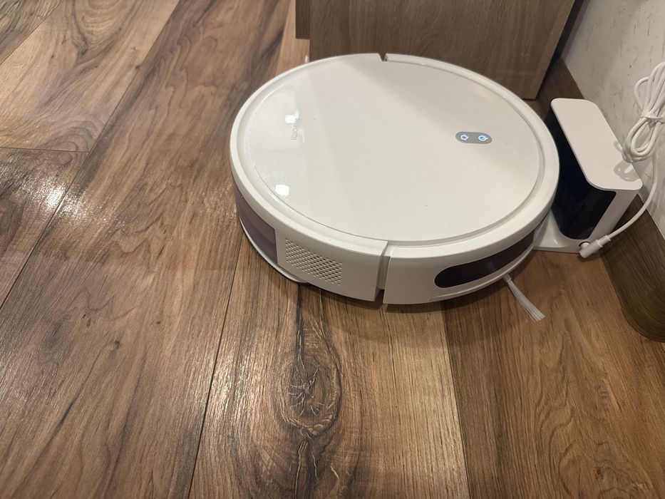 Vand robot de aspirare xiaomi e10