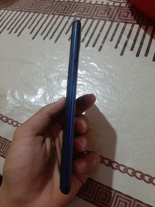 Samsung a 10 sotiladi