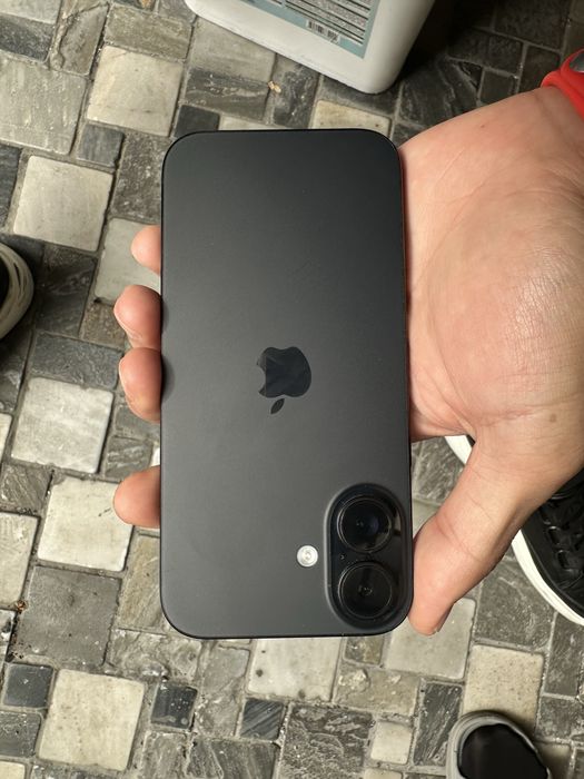 Iphone 16 с каробкой