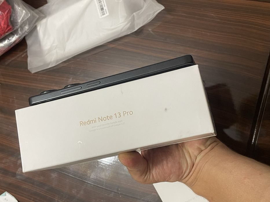 Redmi note 13 pro 256/4 srocni