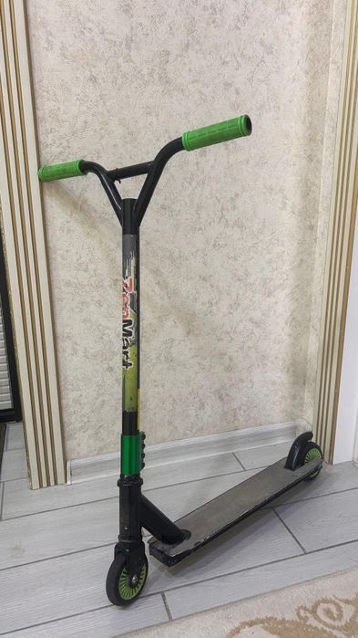 Продаю Трюковый самокат ZenMART