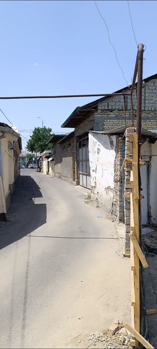 Yashnaboda 1.6 sotuli hovli sotiladi
