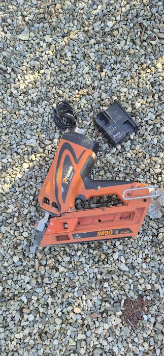 Pistol cuie lemn Paslode IM90CI