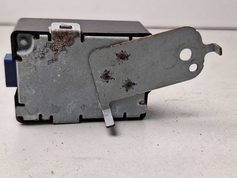 SMART DOOR смарт контролер за врати Тойота РАФ4 от 2013-2019