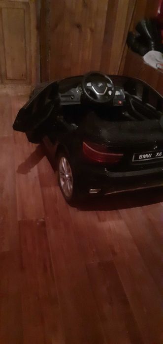 Детская машина напульту электро кар