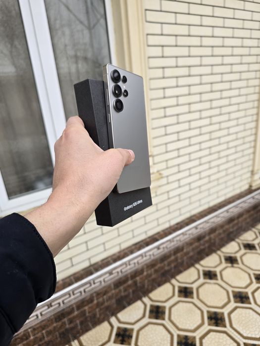 Samsung S25 Ultra 12/512 2simsotiladi