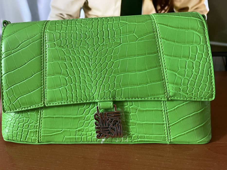 Чисто нова!!Чанта на Steve Madden