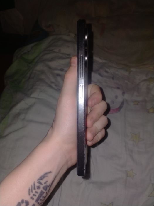 Продам телефон...