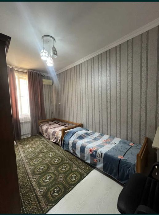 3-комнатная возле метро Дустлик — коттеджный дом, тихий двор (М)