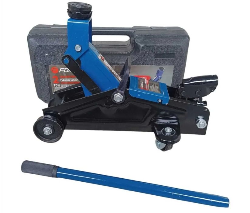 Хидравличен Крик Нископрофилен 2 тона 135мм - 320мм в куфар FORSAGE