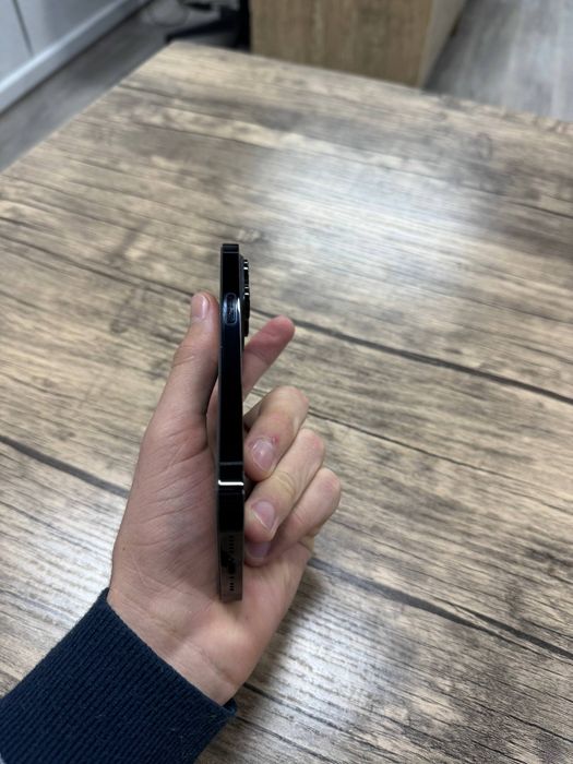 IPhone 14 Pro 
hotrasi 256 Gb
hamma joyi ishlidi 
karõbkasi bor 

3308