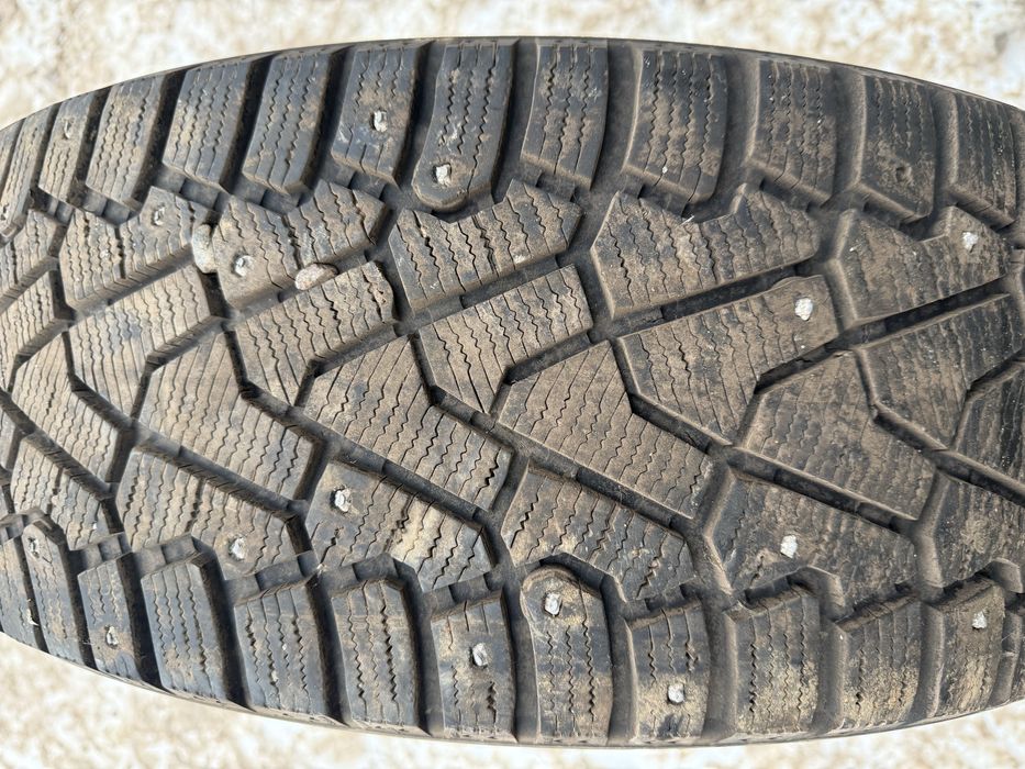 Pirelli Ice Zero 235/55/R20